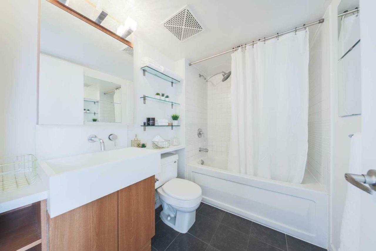 Micasa Suites - Stylish Condo By Cn Tower Toronto Dış mekan fotoğraf